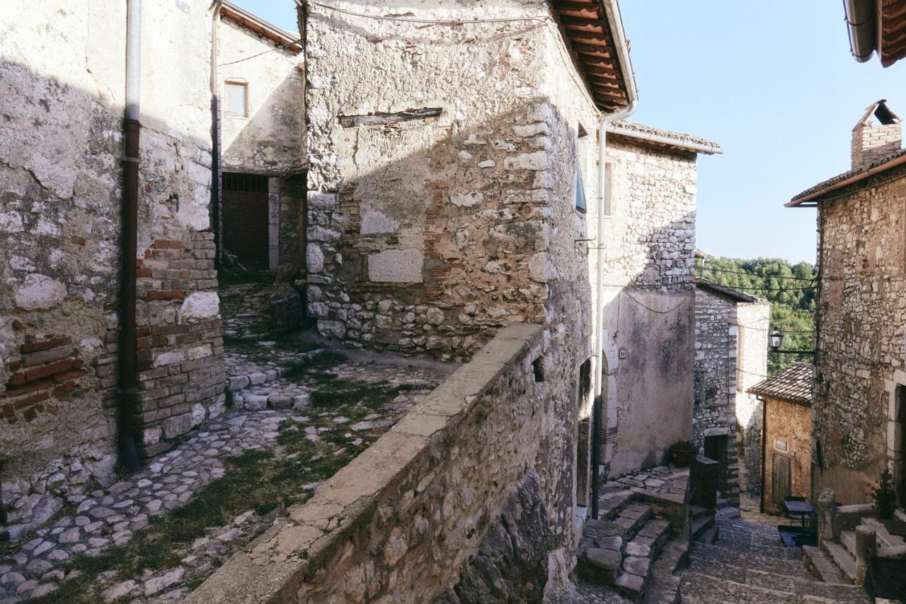 Albergo Diffuso Crispolti Labro Exterior photo