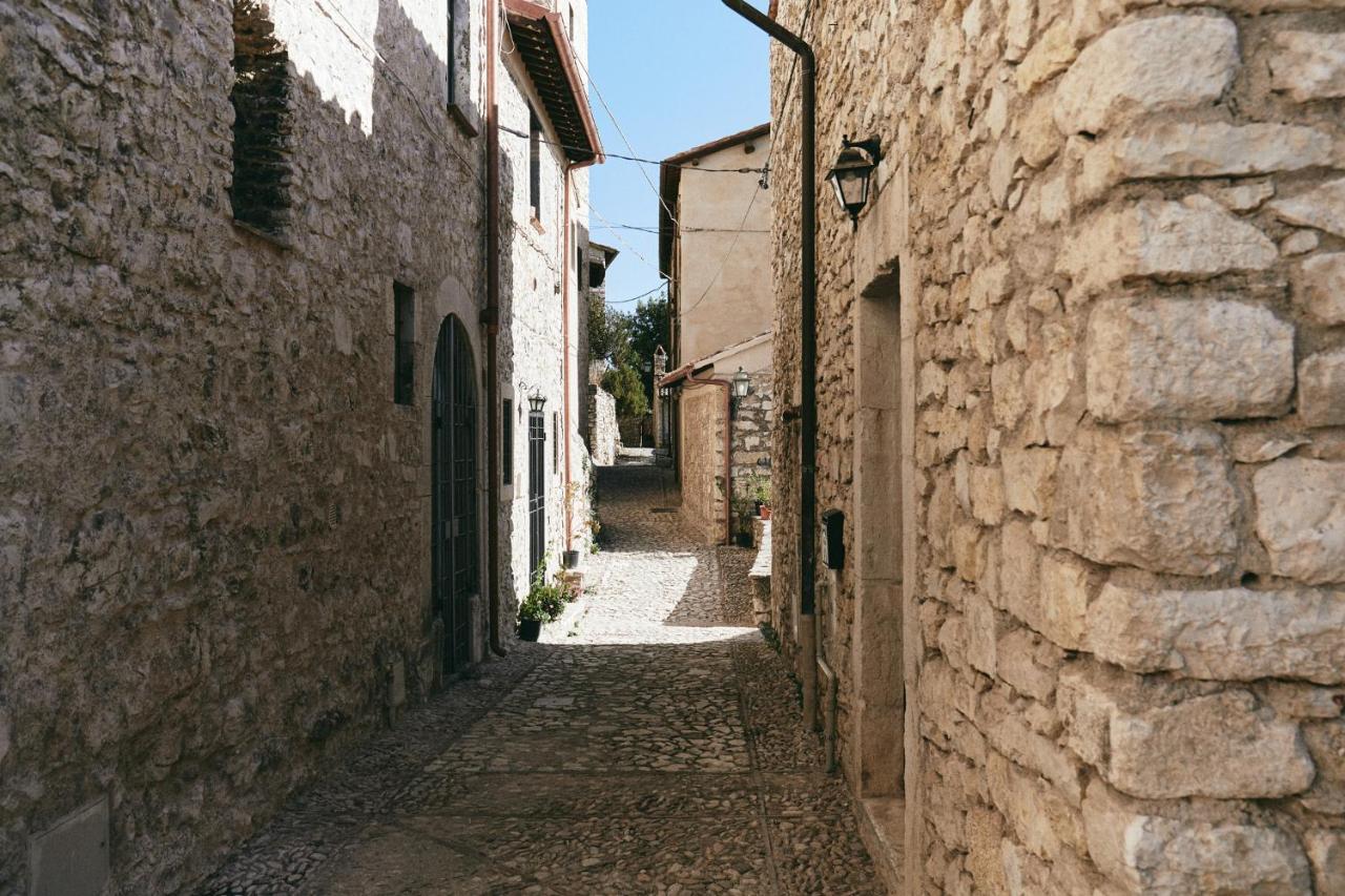 Albergo Diffuso Crispolti Labro Exterior photo