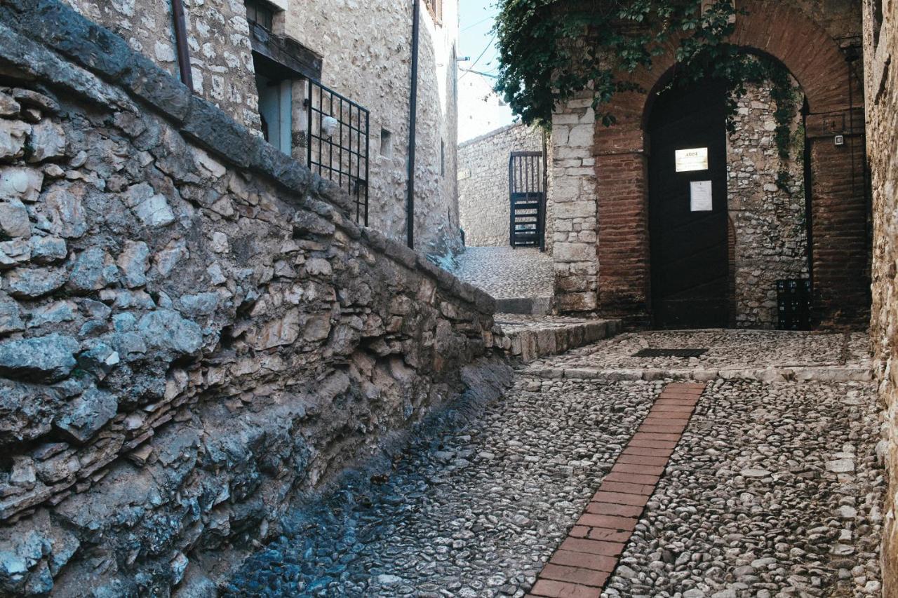 Albergo Diffuso Crispolti Labro Exterior photo